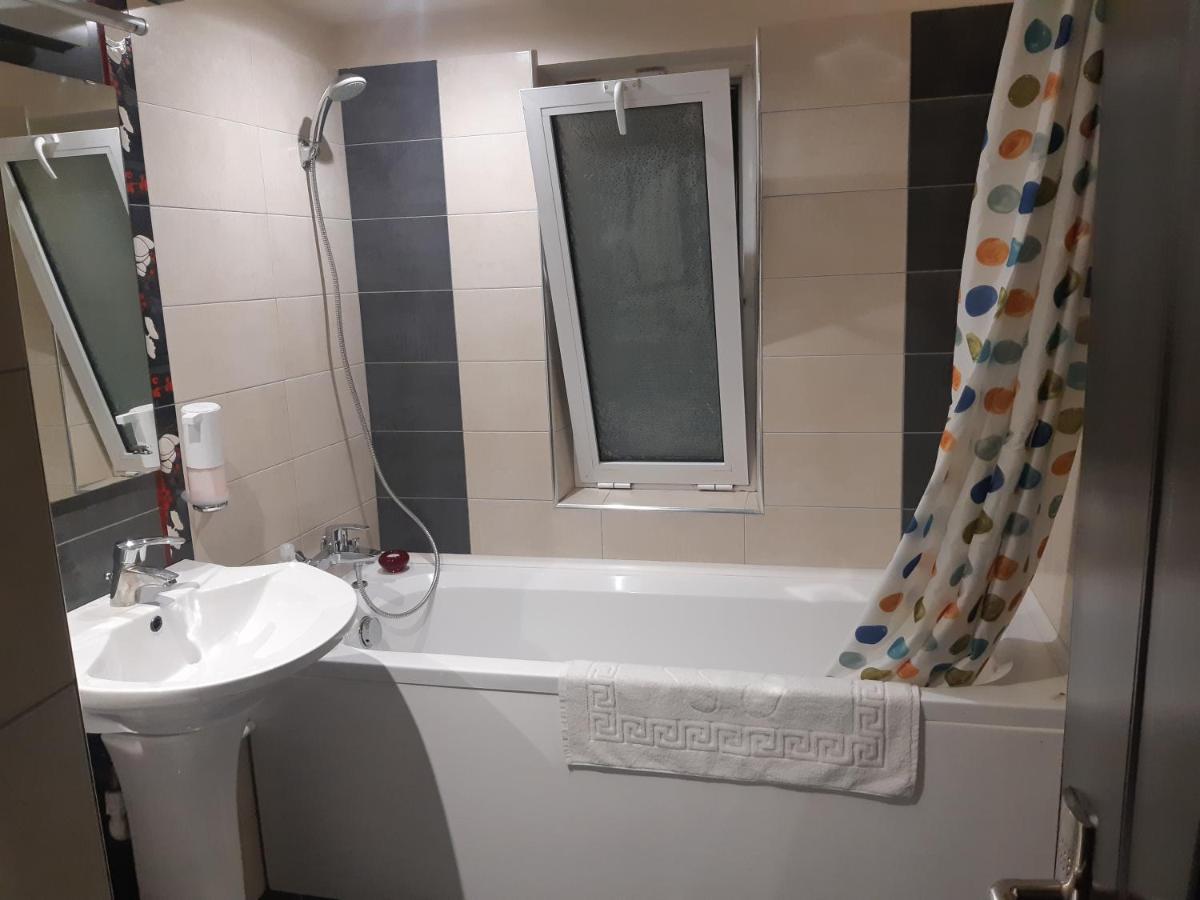 Apartament In Centrul Iasului Ιάσιο Εξωτερικό φωτογραφία